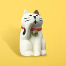 [Cat Masshiro Selection] Concombre Traveling Cat/Cat Figurine Mini - Grooming Cat