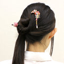 Two-pronged mountain lily hairpin